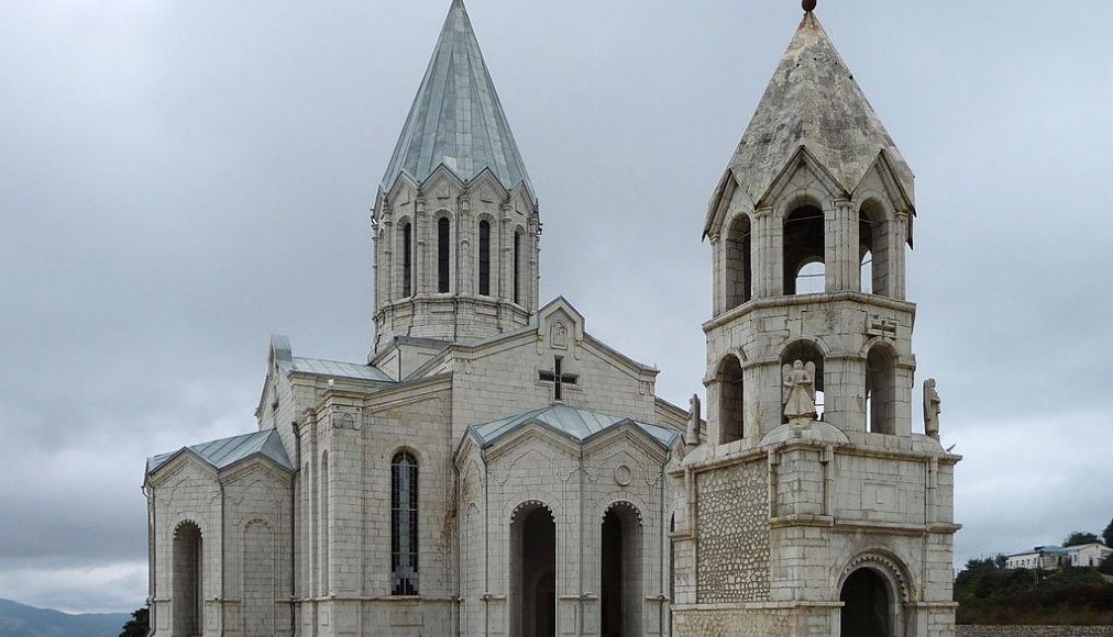 La cathédrale Saint-Sauveur à Shushi, Haut-Karabakh La cathédrale Saint-Sauveur à Shushi, Haut-Karabakh / ©Wikimedia Commons/Ondřej Žváček/CC BY-SA 3.0