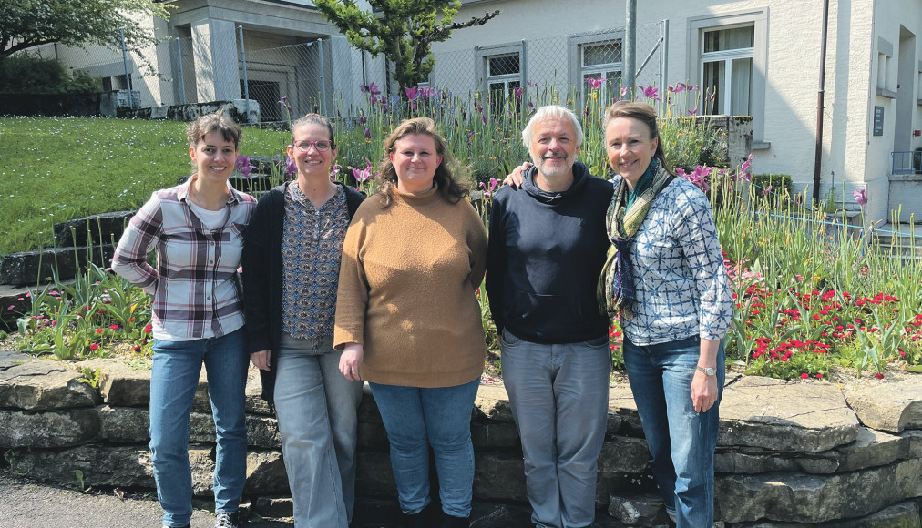 De gauche à droite: Hélène Grosjean, Céline Michel, Christine Amendola, Sylvain Demierre et Arielle Pestalozzi (il manque Emmanuelle Jacquat). De gauche à droite: Hélène Grosjean, Céline Michel, Christine Amendola, Sylvain Demierre et Arielle Pestalozzi (il manque Emmanuelle Jacquat). / © Anne-Catherine Berdoz