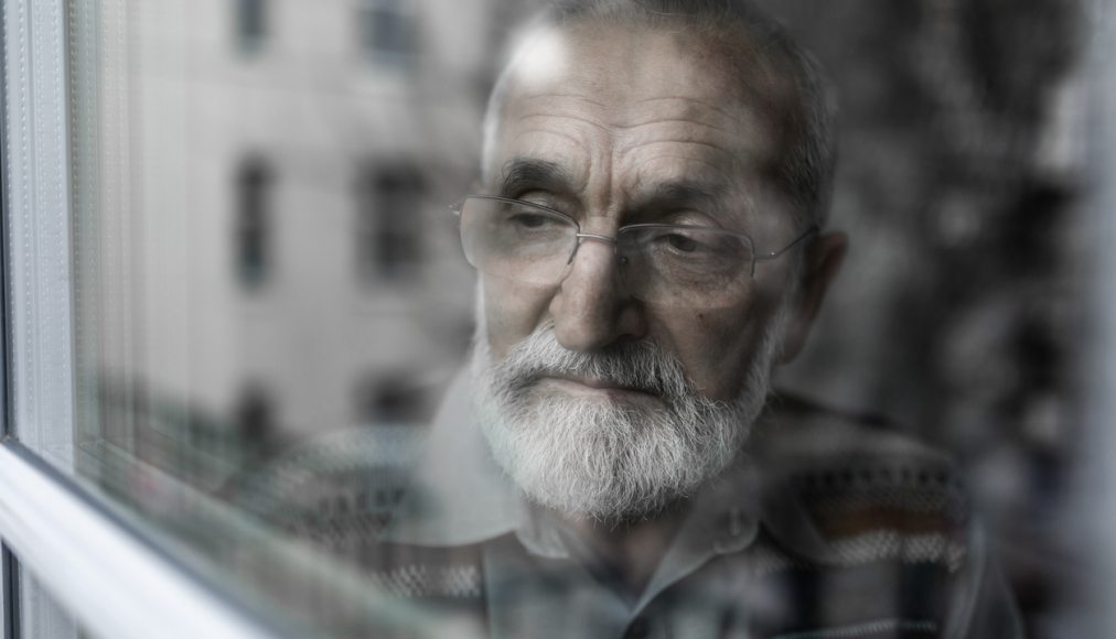 Loin d'une fatalité, la solitude, pour se ressourcer, vivre éveillé et s'ouvrir à l'amour Loin d'une fatalité, la solitude, pour se ressourcer, vivre éveillé et s'ouvrir à l'amour / ©iStock/KatarzynaBialasiewicz