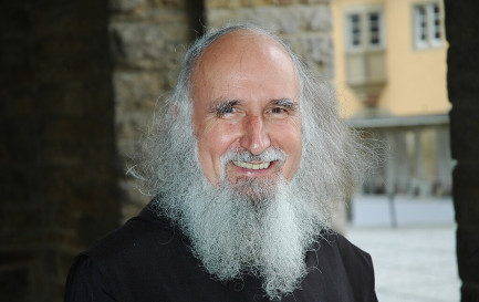 Anselm Grün en 2008 / ©Christliches Medienmagazin pro, CC BY-SA 2.0 Wikimedia Commons