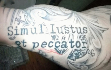 Pas meilleur que les autres / simul justus et peccator